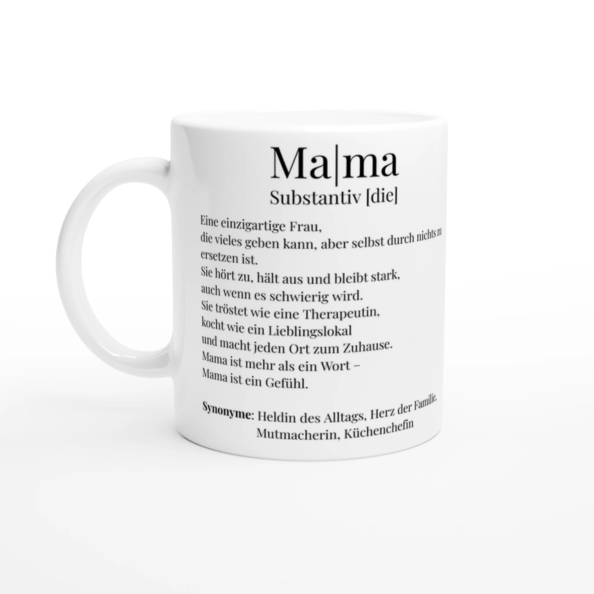 Liebevolle Mama Lexikonbeschreibung in schwarzer Schrift auf weißer Tasse. Liebesbeweis.