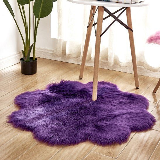Floral Faux Sheepskin Rug - Tassenworte